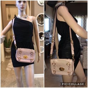 👉SOLD👈Authentic miu miu shoulder bag pinks